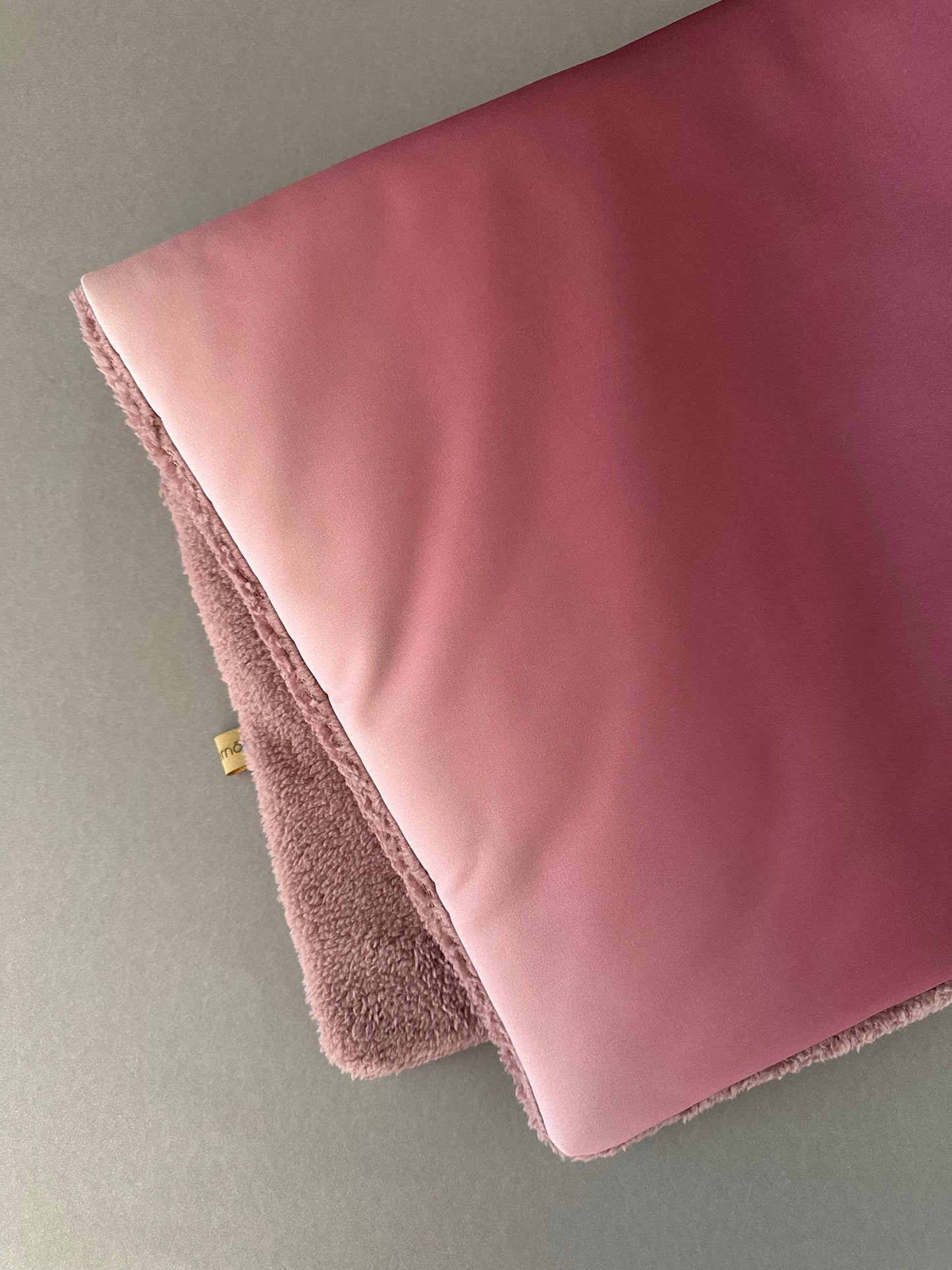 Sale: Softshelldecken 50 x 70 cm (2cm dicke Einlage, mit Teddyplüsch)