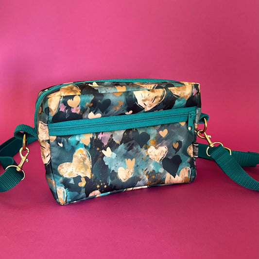 Sofortkauf | kleine Gassitasche Herzen Gold Petrol