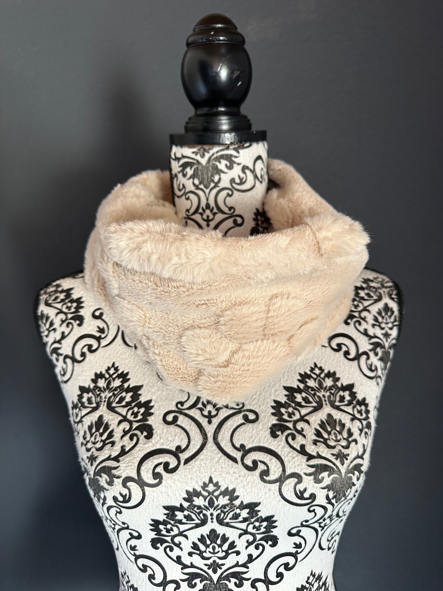 Sofortkauf | Halssocke Pfotenliebe beige