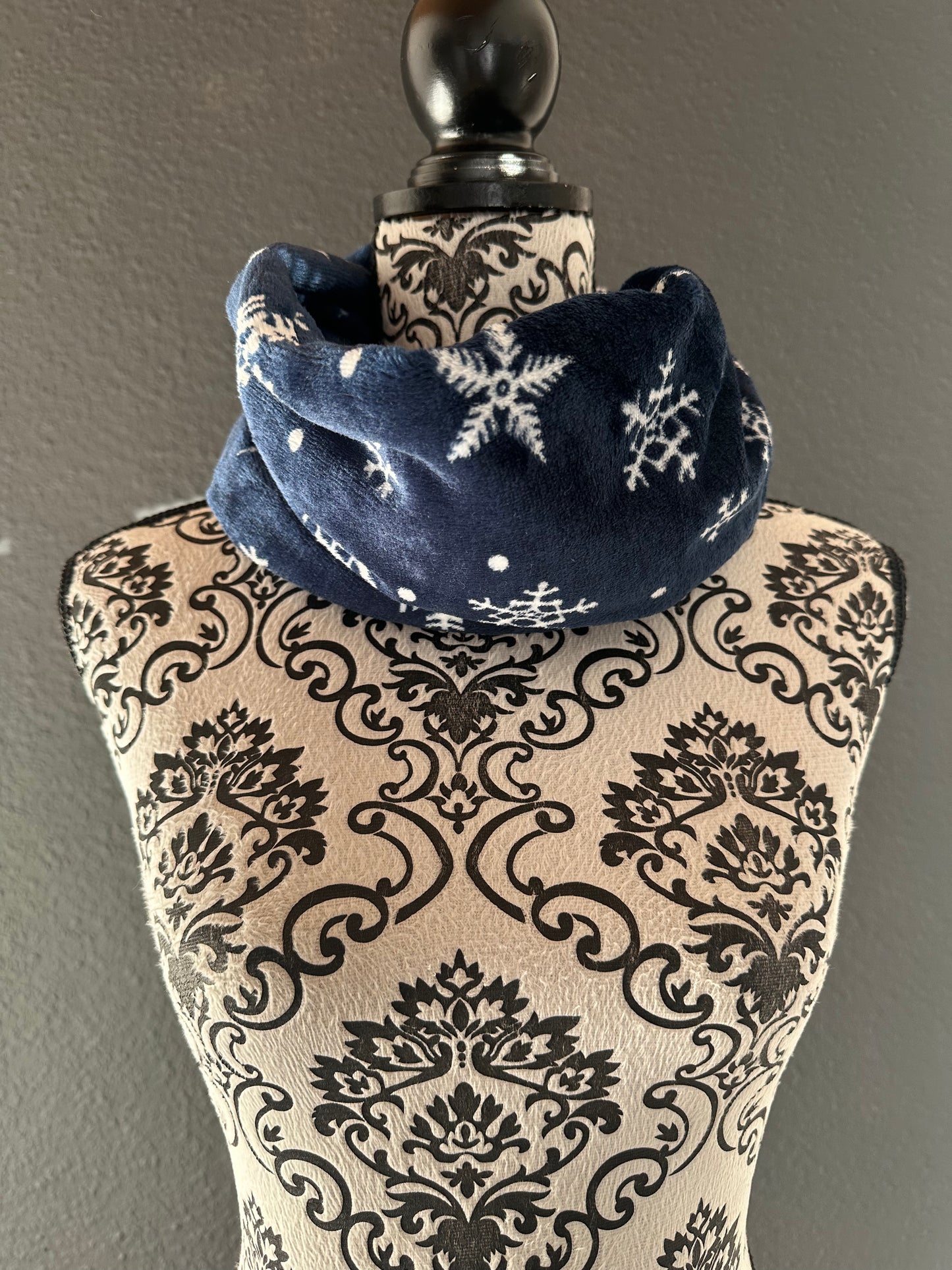 Sofortkauf | Halssocke Schneeflocke blau