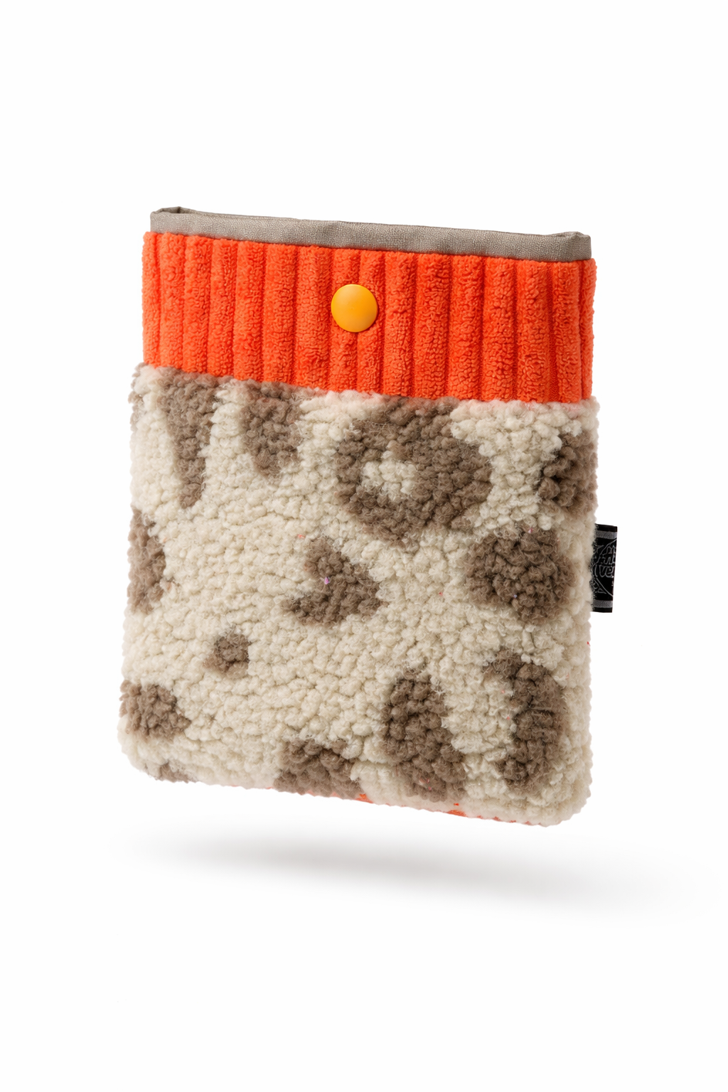 Sofortkauf | Jackentaschenbeutel Teddyplüsch Leo Beige mit orange