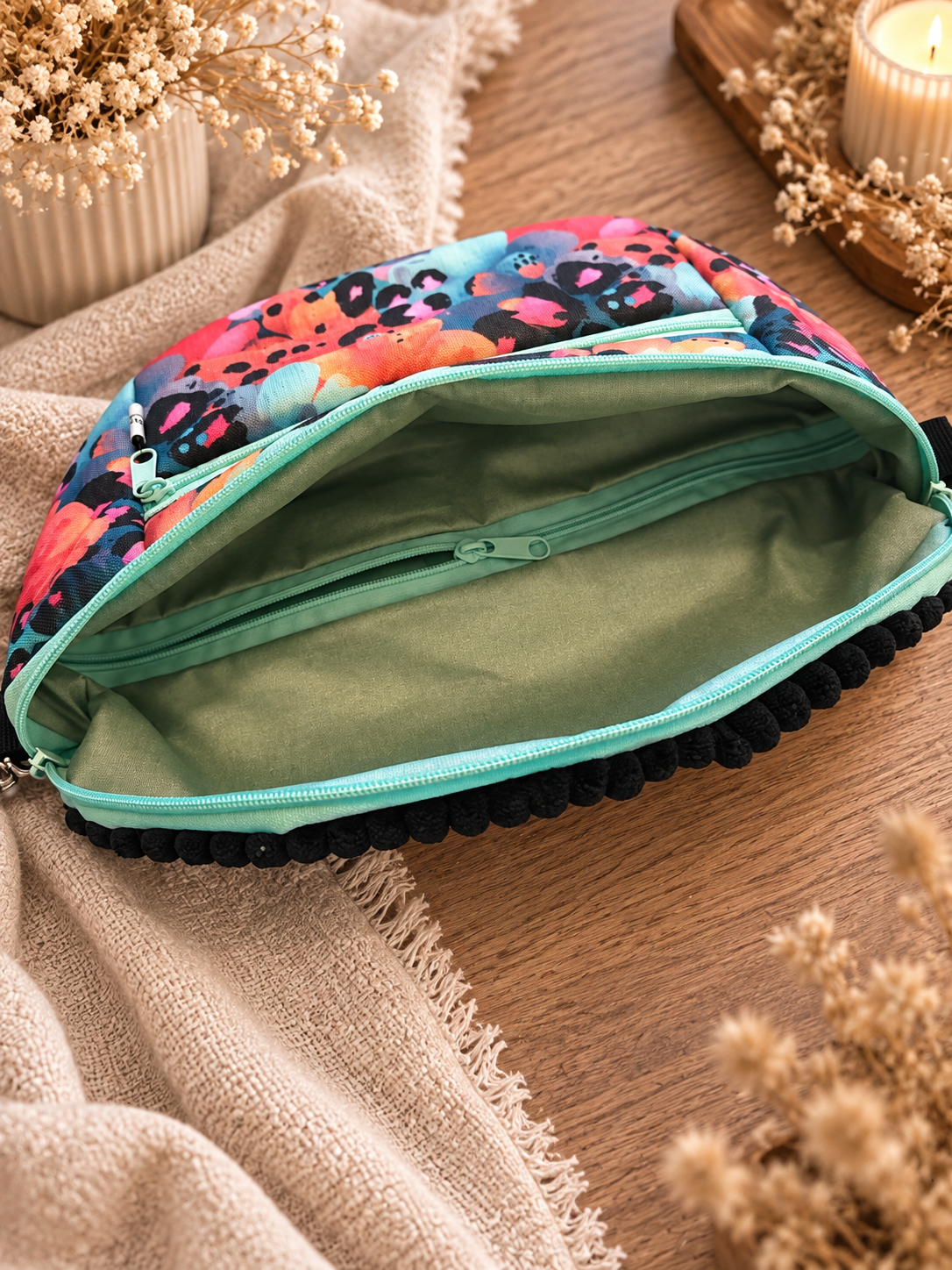 Bauchtasche Leo & Blüten