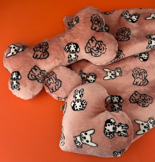 Fertig für dich: Kuschelkollektion Hunde rosa - sofort verfügbar!