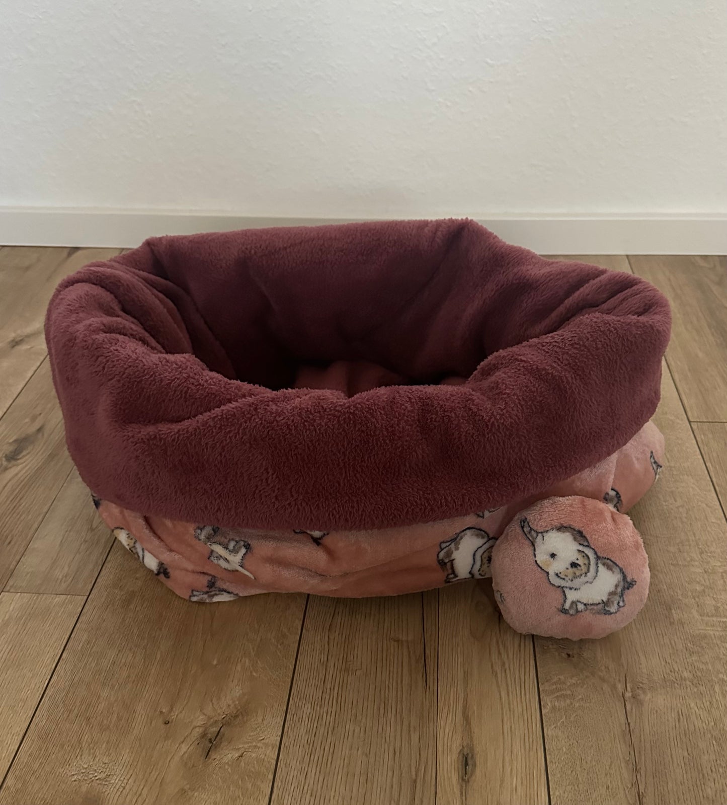 Fertig für dich: Kuschelsäcke für kleine Hunde - sofort verfügbar!