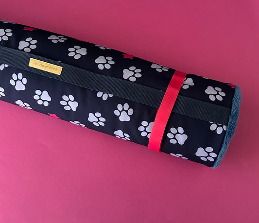 Sale: Reisedecke 70 x 100 cm Pfoten mit Teddyplüsch blau - sofort verfügbar!