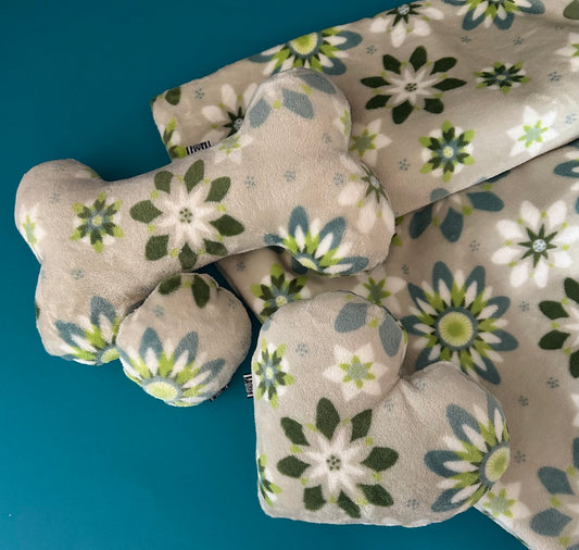Fertig für dich: Kuschelkollektion Blumen grün - sofort verfügbar!