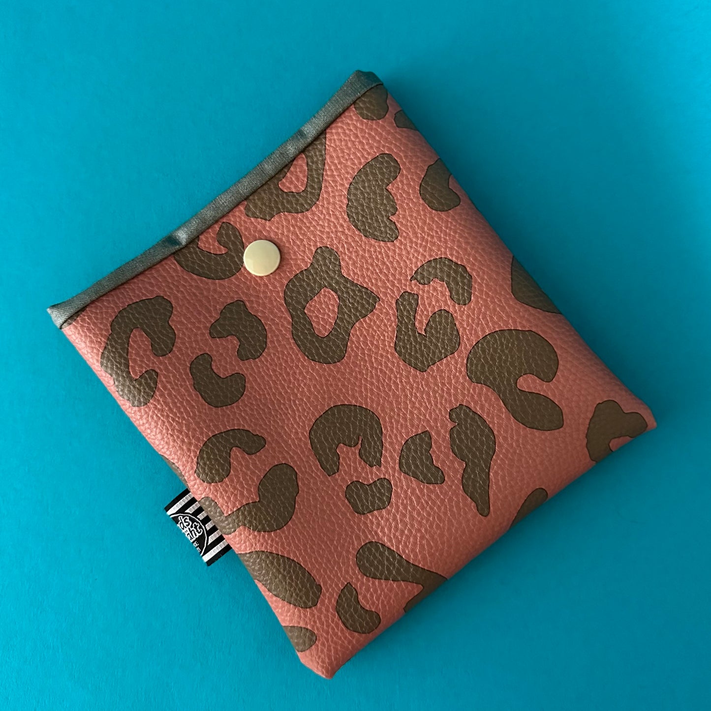 Sofortkauf | Jackentaschenbeutel Leo Kunstleder braun