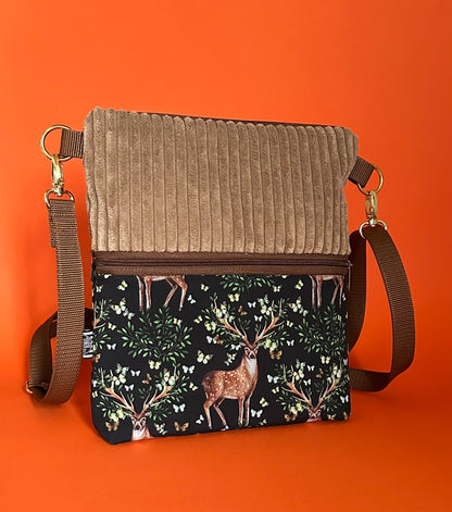 Sofortkauf | große Gassitasche Hirsch im Wald (goldene Beschläge)