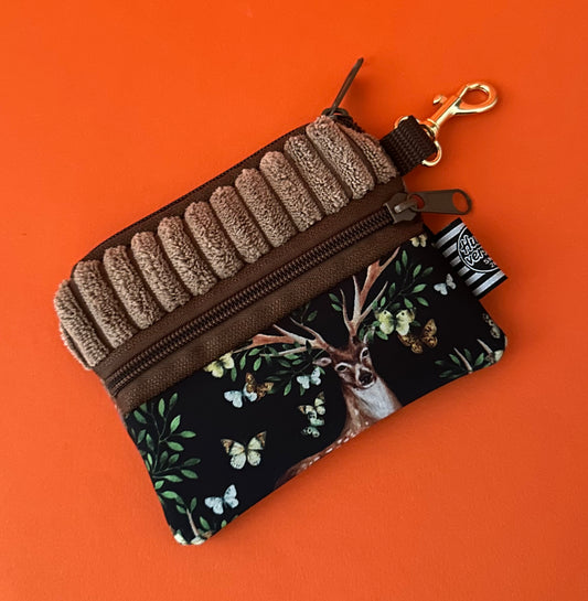 Sofortkauf | Taschenzwerg Hirsch im Wald (goldene Beschläge)