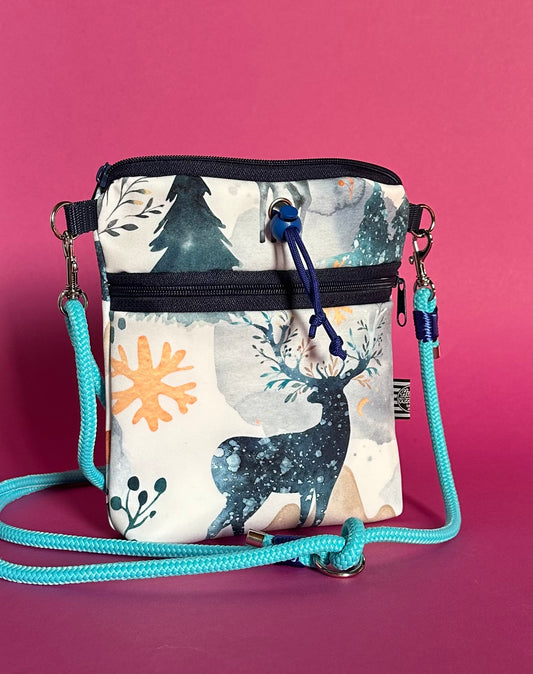 Sofortkauf | großer Futterbeutel zum Umhängen Winterzauber