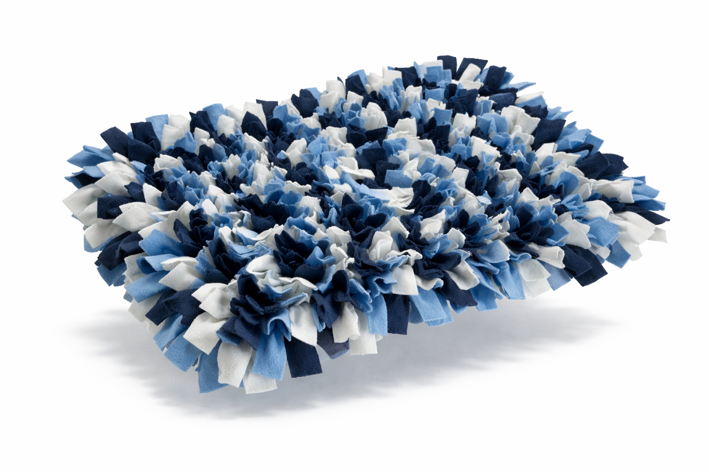 Sofortkauf | Schnüffelteppich weiß / dunkelblau / blau