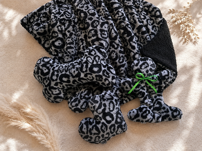 Kuschelkollektion Wellnessfleece Leo grau / schwarz