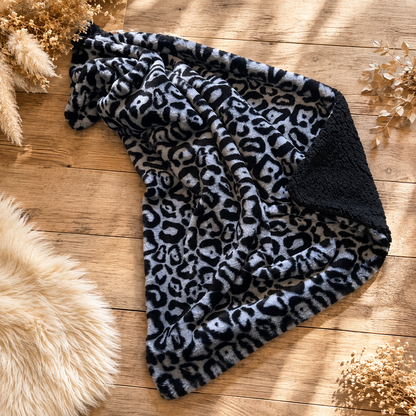 Kuschelkollektion Wellnessfleece Leo grau / schwarz