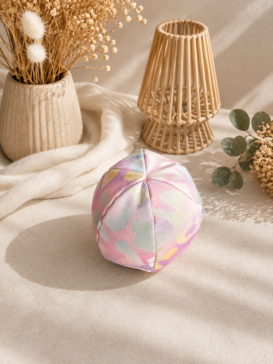 mittelgroßer Ball aus Softshell Leo pastell