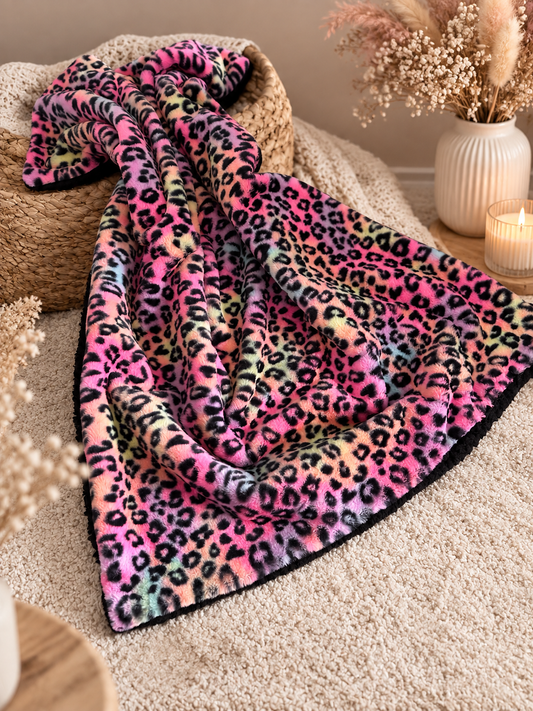 Kuschelkollektion Wellnessfleece Leo Bunt