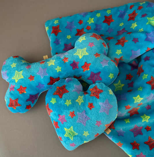 Fertig für dich: Kuschelkollektion bunte Sterne türkis - sofort verfügbar!